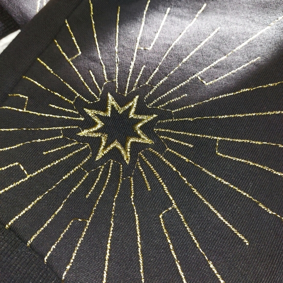 MOMA GOLD EMBROIDERED REINDEER/MOON SWEATSHIRT - Picture 5 of 11